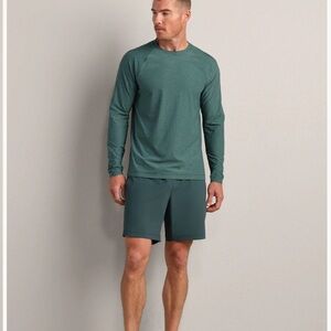 New: Rhone Reign Long Sleeve. Size XL